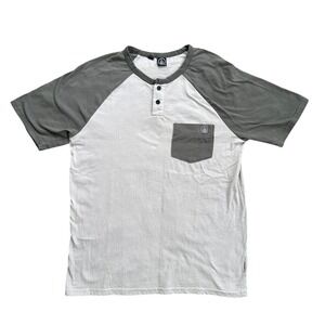 Volcom Henley Shirt Mens Small Gray Raglan Pocket Tee Short Sleeve Skate Fair